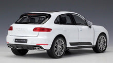 Load image into Gallery viewer, WELLY 1:24 Macan Turbo City SUV Sports Model Diecast Metal Car Display