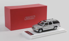 Load image into Gallery viewer, MK 1:64 2003 Silver Suburban SUV Off Road Sports Model Diecast Metal Car New Collection