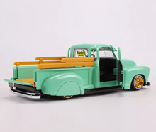 Load image into Gallery viewer, Maisto 1:24 Green 1950 3100 Pickup Truck Sports Model Diecast Metal Car New