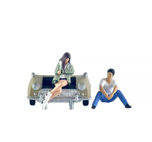 Load image into Gallery viewer, 1:64 Painted Figure Mini Model Miniature Resin Diorama Set Chatting Boy Girl Toy