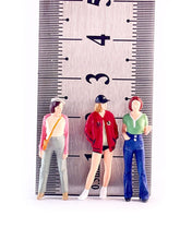 Load image into Gallery viewer, 1:64 Painted Figure Mini Model Miniature Resin Diorama Bestie Girls Gathering New