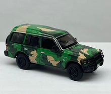 Load image into Gallery viewer, DBGT 1:64 Green Camo Pajero V31 SUV ORV Sports Model Diecast Metal Car New Collection