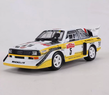 Load image into Gallery viewer, Bburago 1:24 1985 Quattro S1 E2 #5 Racing Open Model Diecast Metal Car New Collection
