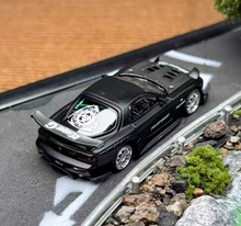 Load image into Gallery viewer, Poprace 1:64 Black RX7 FD RE Amemiya Sports Model Diecast Metal Car New Collection
