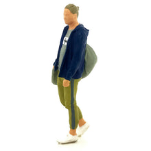 Load image into Gallery viewer, 1:64 Painted Figure Mini Model Miniature Resin Diorama Toy Man Carring Gym Bag B