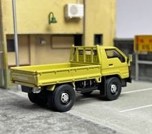 Load image into Gallery viewer, Master 1:64 Dyna Pickup Truck Model Diecast Metal Car Box