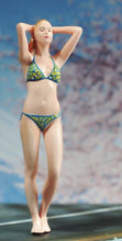 Load image into Gallery viewer, 1:64 Painted Figure Model Miniature Resin Diorama Sand Tease Hair Bikini Girl New