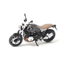 Load image into Gallery viewer, 1:64 Painted Figure Mini Model Miniature Resin Diorama Motocycle R NineT Couple
