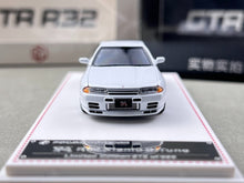 Load image into Gallery viewer, FH 1:64 White Skyline GTR R32 Nismo S-Tune Sports Model Diecast Metal Car New Collection