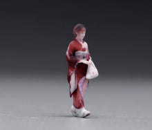 Load image into Gallery viewer, 1:64 Painted Figure Model Miniature Resin Sand Japanese Kimono Woman Walking