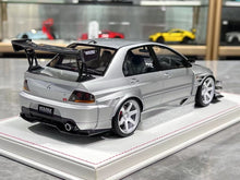 Load image into Gallery viewer, Onemodel 1:18 Silver Carbon Evo 9 IX Voltex Sports Model Diecast Resin Car New Collection
