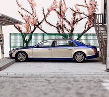 Load image into Gallery viewer, SH 1:64 Blue Top 62S Maybach Super Luxury Sedan Model Diecast Metal Car New