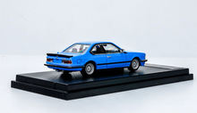 Load image into Gallery viewer, SW 1:64 Blue E24 635 CSI Couple Classic Sports Model Diecast Metal Car New
