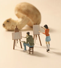 Load image into Gallery viewer, 1:64 Painted Figure Model Miniature Resin Diorama Sand Artists Painting Painter