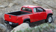 Load image into Gallery viewer, Maisto 1:27 Red 2017 Colorado ZR2 Pickup Off Road Model Toy Diecast Metal Car