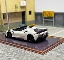 Load image into Gallery viewer, U2 1:64 White SF90 Spider Super Racing Sports Model Diecast Resin Car Box