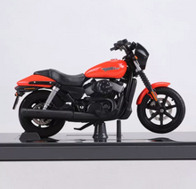 Load image into Gallery viewer, Maisto 1:18 Orange 2015 Harley Street 750 Motorcycle Bike Sport Model Diecast