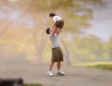 Load image into Gallery viewer, 1:64 Painted Figure Model Miniature Resin Diorama Toy Sand Father and Son Boy