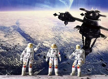 Load image into Gallery viewer, 1:64 Painted Figure Model Miniature Resin Diorama Sand Astronauts Cosmonaut Toy New