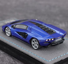 Load image into Gallery viewer, EC 1:64 Blue Countach LPI800-4 Racing Sports Model Diecast Resin Car New Collection