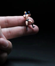 Load image into Gallery viewer, 1:64 Painted Figure Mini Model Miniature Resin Diorama Sand Fighting Boxer Man
