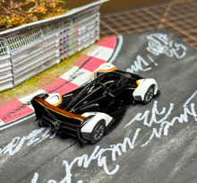 Load image into Gallery viewer, CM 1:64 Black White Solus GT V10 #91 Racing Sports Model Diecast Metal Car New Collection