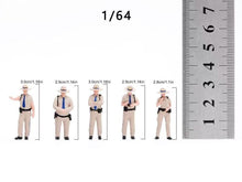 Load image into Gallery viewer, 1:64 Painted Figure Model Miniature Resin Diorama Sand American Patrol Policeman