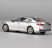 Load image into Gallery viewer, JKM 1:64 Silver ES300h Luxury Sedan Sports Model Diecast Metal Car New Collection