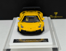 Load image into Gallery viewer, Onemodel 1:64 Yellow LP700 Aventador LB Sports Model Diecast Resin Car New Collection