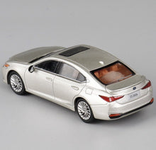 Load image into Gallery viewer, JKM 1:64 Gold ES300h Luxury Sedan Sports Model Diecast Metal Car New Collection