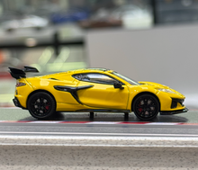 Load image into Gallery viewer, FW 1:64 Yellow C8 ZR1 Coupe Sports Model Diecast Metal Car New Collection
