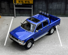Load image into Gallery viewer, Masdi 1:64 Blue 1994 Hilux LN107 Pickup Cab Truck Model Diecast Metal Car New Collection