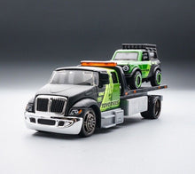 Load image into Gallery viewer, Maisto 1:64 International Flatbed Trailer Bronco Model Diecast Metal Car New