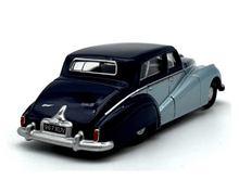 Load image into Gallery viewer, 1:76 Armstrong Classic Vintage Sedan Model Diecast Metal Car New Collection