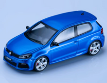 Load image into Gallery viewer, Maxwell 1:64 HEC Blue VW Golf GTI MK6 Sports Model Diecast Metal Car New Collection