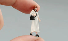 Load image into Gallery viewer, 1:64 Painted Figure Model Miniature Resin Diorama Toy Sand White Dress Lady Bag