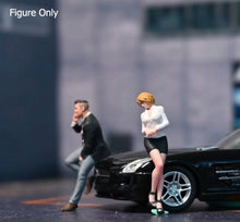 Load image into Gallery viewer, 1:64 Painted Figure Miniature Mini Resin Model Diorama Sexy Lady Handsome Man