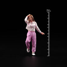 Load image into Gallery viewer, 1:64 Painted Unpainted Figure Model Miniature Resin Diorama Sand Toy Sporty Girl New