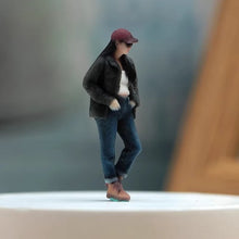Load image into Gallery viewer, 1:24 Painted Figure Model Miniature Resin Diorama Sand Cool Girl Hat Denim