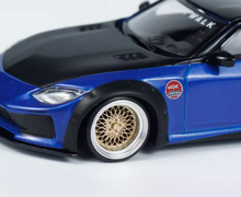 Load image into Gallery viewer, DM 1:64 Blue LB Z RZ34 Coupe #23 Sports Model Diecast Metal Car New Collection