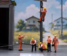 Load image into Gallery viewer, 1:64 Painted Figure Model Miniature Resin Sand Diorama Construction Workers Set
