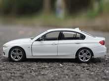 Load image into Gallery viewer, WELLY 1:24 335i Sedan Sports Model Diecast Metal Car Display