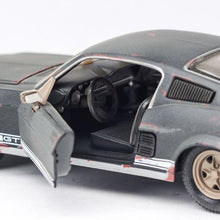 Load image into Gallery viewer, Bburago 1:24 1967 Mustang GT Vintage Muscle Sport Model Toy Diecast Metal Car