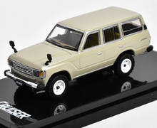 Load image into Gallery viewer, Hobby Japan 1:64 Green 1981 Land Cruiser LC60 SUV Model Diecast Metal Car New Collection