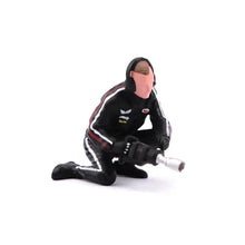 Load image into Gallery viewer, 1:64 Painted Figure Model Miniature Resin Diorama Sand Maintenance Worker Man New Collection