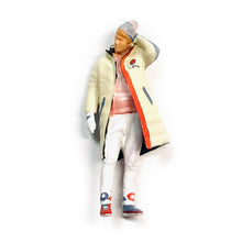 Load image into Gallery viewer, 1:64 Painted Figure Mini Model Miniature Resin Diorama Winter Trendy Casual Man