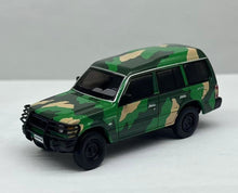 Load image into Gallery viewer, DBGT 1:64 Green Camo Pajero V31 SUV ORV Sports Model Diecast Metal Car New Collection
