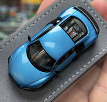Load image into Gallery viewer, GRYNING 1:64 Blue R8 GT Racing Sports Model Diecast Resin Car New Collection