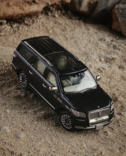 Load image into Gallery viewer, WTX 1:64 Green Navigator L Full Sized SUV Sports Model Diecast Metal Car New Collection