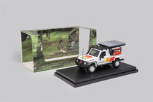 Load image into Gallery viewer, AB 1:64 White Cab Land Cruiser LC79 Pickup Truck Model Diecast Metal Car New Collection